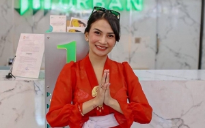 Viral Video Vanessa Angel Bareng Ibunda Cantik Yang Jarang Disorot, Gaya Rambut Gimbal Super Cute