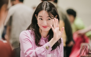 Potret Shin Min A Pakai Masker Kejutkan Netizen Karena Alasan Ini