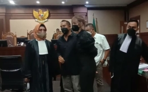 Kata Pengacara Soal Kemungkinan Sisa Sabu Di Tubuh Nia Ramadhani dan Ardi Bakrie Usai 3 Bulan Rehab