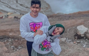   Ria Ricis Umumkan Kabar Baik Bareng Teuku Ryan, Disambut Heboh