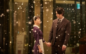Lee Dong Wook dan Won Jin A Terlibat Romansa di 'A Year-End Medley', Begini Kata Mereka