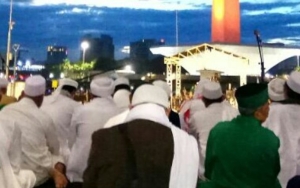Warga Semarang Ini Ungkap Alasan Rela Jauh-Jauh ke Jakarta Ikut Reuni 212