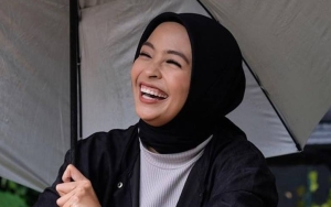 Beri Buket Uang di Ultah Pernikahan Orangtua, Tantri Kotak Bahas Ilmu Tertinggi Setelah Cinta