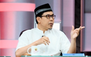 Munarman Didakwa Gerakkan Orang Lain Untuk Lakukan Teror dan Hadiri Acara Dukungan Pada ISIS
