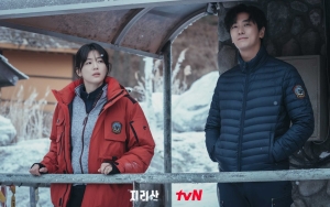 Jun Ji Hyun Lupa Punya Hubungan Buruk Dengan Joo Ji Hoon Saat Syuting 'Jirisan'