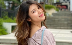 Tak Bawa Gandengan ke Nikahan Danang DA, Penampilan Cetar Tiara Andini Saingi Pengantin?