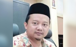 Guru Pesantren di Bandung Akui Perkosa Belasan Santriwati, Istri Ridwan Kamil Dituduh Tutupi Kasus