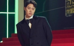 Gong Myung Pamer Rambut Baru Jelang Berangkat Wamil Dipuji Semakin Tampan