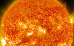 Pesawat NASA Sukses 'Sentuh' Matahari Untuk Pertama Kalinya