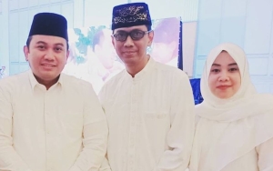 Heboh Foto Vanessa Angel Suapi 'Guru Spiritual' di Pengajian 40 Hari, Dody Salahkan Operator EO?