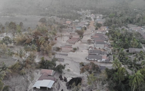 Status Semeru Naik ke Level Siaga, Seluruh Aktivitas di Area 13 Km Dari Puncak Diminta Disetop