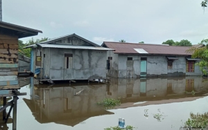 Meski Banjir di 3 Desa Kaltim Telah Surut, Masyarakat Diimbau Tetap Waspada Laut Pasang