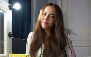 Rayakan Natal Bareng Kekasih, Ratu Rizky Nabila Picu Perdebatan Soal Agama