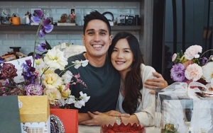 Bertepatan Natal, Marcel Chandrawinata Umumkan Sang Istri Hamil Anak Pertama Setelah 4 Tahun Nikah
