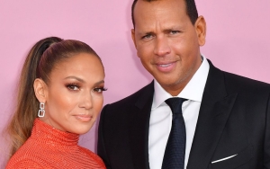 Postingan 'Ngenes' Alex Rodriguez Saat Natal Buatnya Dinilai Belum Moveon Dari Jennifer Lopez