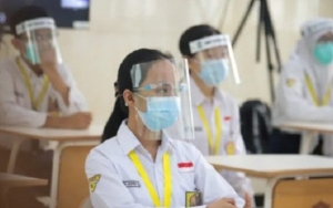 Sekolah di PPKM Level 1-3 Wajib PTM Terbatas Mulai Januari 2022 Walau Ada COVID-19 Omicron