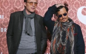 Paul Bettany Akhirnya Buka Suara Usai Pesan Teksnya Dengan Johnny Depp Soal Amber Heard Bocor