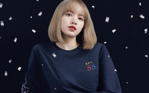 Lisa BLACKPINK Nonton Konser TWICE, Seperti Ini Gaya Imutnya
