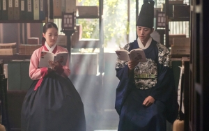 Marahi Istri Sah, Momen Junho 2PM Bela Lee Se Young di 'The Red Sleeve' Bikin Netizen Puas