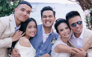 Frans Faisal Tak Banyak Dikenal, Manisnya Cara Fuji 'Pasang Badan' untuk Sang Kakak dari Komen Julid