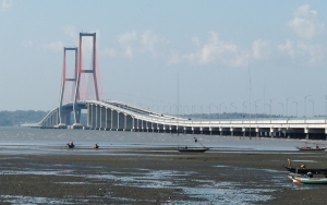 Aturan Malam Tahun Baru 2022 di Surabaya: Jembatan Suramadu Hingga SPBU Ditutup