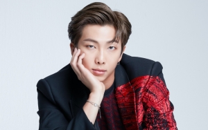 Sopan Saat Tepis Rumor Kencan, 7 Potret RM BTS Ini Definisi Tipe Pacar Idaman