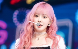 7 Potret Kim Chaehyun Kep1er, MC Baru Di Acara Musik 'The Show'