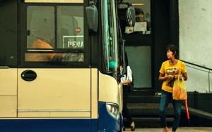 Langkah Filipina Larang Orang Tak Divaksin Naik Transportasi Umum Dituding 'Anti Orang Miskin'