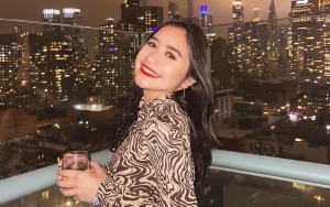 Lagi Karantina, Prilly Latuconsina Sedih 'Hadiri' Pernikahan Vidi Aldiano-Sheila Dara Secara Virtual