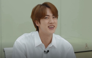 Bakat Jadi Pengusaha, Skill Marketing Jin BTS Bikin Juru Kamera HYBE Ngakak