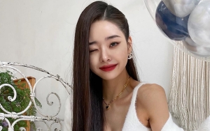 Freezia 'Single's Inferno' Juga 'Berani' Gunakan Barang Palsu di Video Promosi Dior?