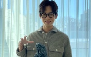Selamat, Kim Do Yoon Pemeran Arrowhead di 'Hellbound' Resmi Jadi Ayah Anak Kembar 3