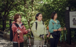 Son Ye Jin, Jeon Mi Do dan Kim Ji Hyun Pancarkan Getaran Sahabat Sejati di Foto Adegan 'Thirty Nine'