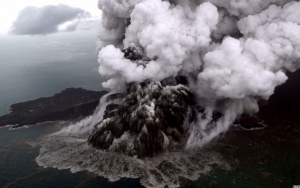 Gunung Anak Krakatau Semburkan Kolom Abu 1000 Meter, PVMBG Wanti-Wanti Erupsi Susulan