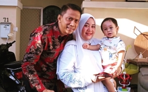 Tatapan Mata Gala Nyesek Saat Panggil Mama di Makam Vanessa Angel, Doddy Sudrajat Kena Sentil?