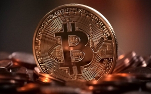 Pasangan AS Ditangkap Terkait Kasus Pencucian Bitcoin Senilai Rp64 Triliun