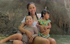 Rachel Vennya Ikut Challenge yang Lagi Viral, Tingkah Xabiru Terlalu Dalami Peran Bikin Salfok