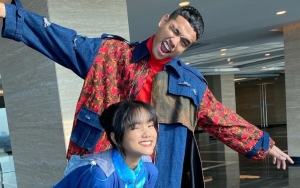 Bukan dengan Thariq, Fuji Unggah Video Kocak Bareng Fadly Faisal Rayakan Valentine