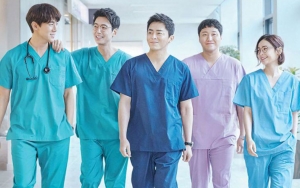 Postingan Geng 'Hospital Playlist' Ini Isyaratkan Season 3?