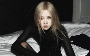 Rose BLACKPINK Tampil Seksi di Pemotretan Baru, Pinggang Semut Curi Fokus