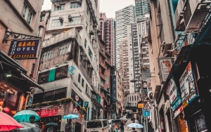 Hong Kong Akan Sediakan 10 Ribu Kamar Hotel Untuk Pasien COVID-19 Hingga Wajibkan Tes Mulai Maret
