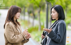 Kim Sejeong dan Seol In Ah Jadi Sahabat Sejati di 'Business Proposal', Chemistry Tuai Pujian