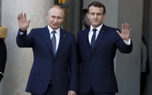 Presiden Prancis Emmanuel Macron dan Vladimir Putin Sepakat Lakukan Gencatan Senjata di Ukraina
