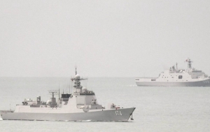 Aksi Kapal Angkatan Laut Tiongkok Sorot Laser ke Pesawat Australia Picu Ketegangan, Apa Bahayanya?