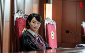 Tampilkan Kim Hye Soo Sang Hakim Badass, Berikut Dialog 'Juvenile Justice' yang Bikin Merinding