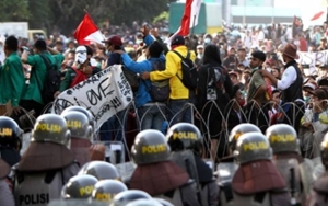 Demo Tolak Penundaan Pemilu 2024 ke Istana, Massa Ikatan Mahasiswa Muhammadiyah Dihadang Aparat 