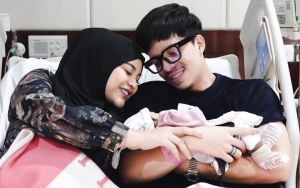 Ada Kotak Hermes, Konsep Newborn Photoshoot Putri Atta Halilintar dan Aurel Curi Perhatian