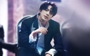 Makin Gondrong, Jin BTS Berniat Panjangkan Rambut Selantai