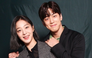 Kecoak Pembawa Berkah, Seol In Ah Auto Nemplok Kim Min Kyu di 'Business Proposal'