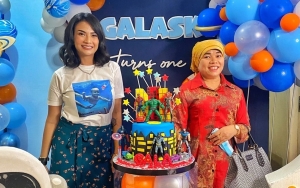 Usai Fuji, Kue Bawang Buatan Mama Dewi Juga 'Go International' Sampai Perancis?